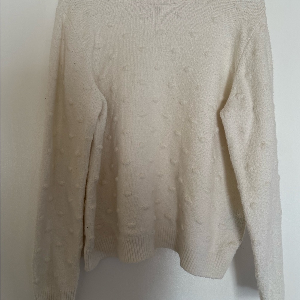 Who What Wear Cream Crew Neck Sweater Minimalist Design